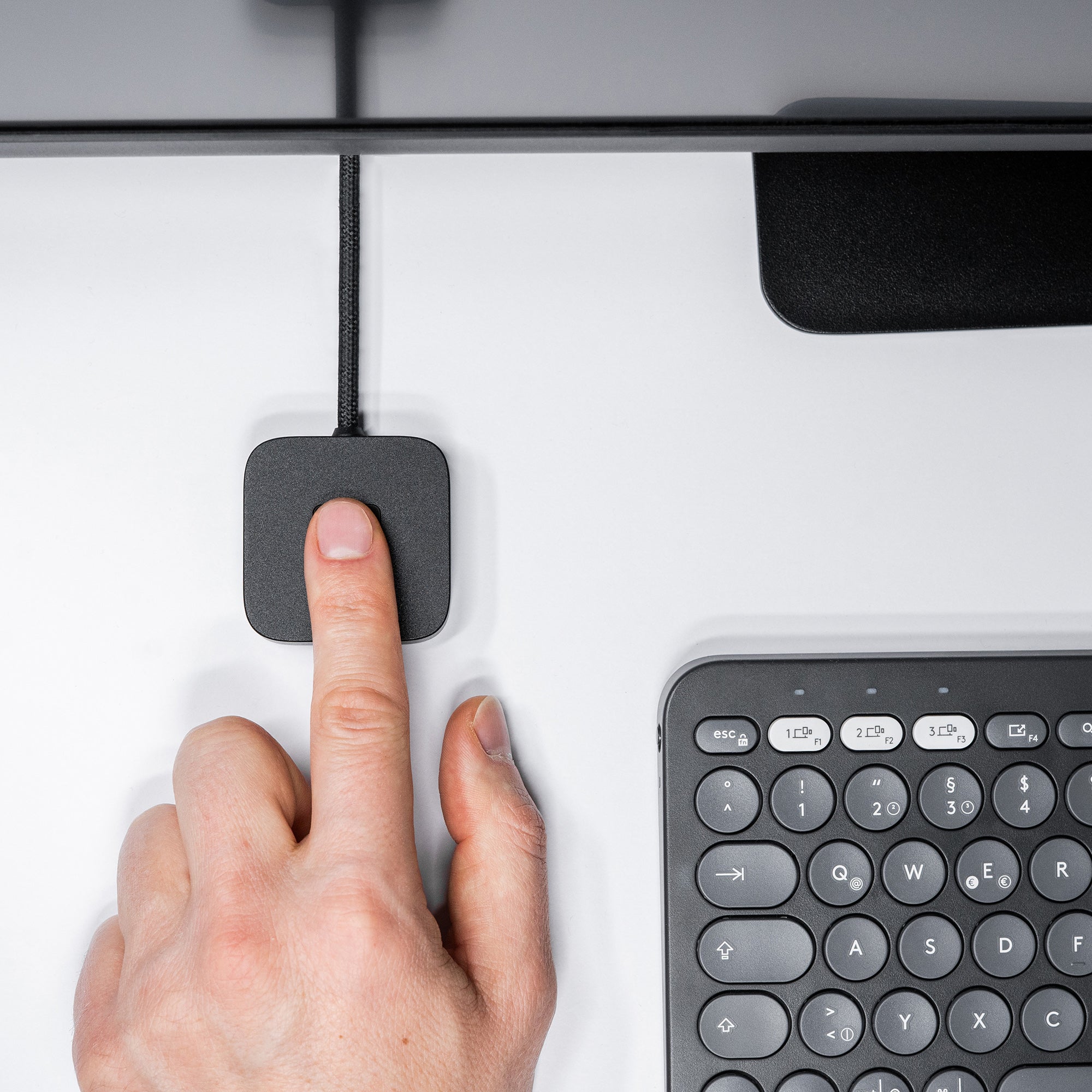 feintech-fps400-fingerabdrucksensor-windows-hello-mit-usb-hub image 2