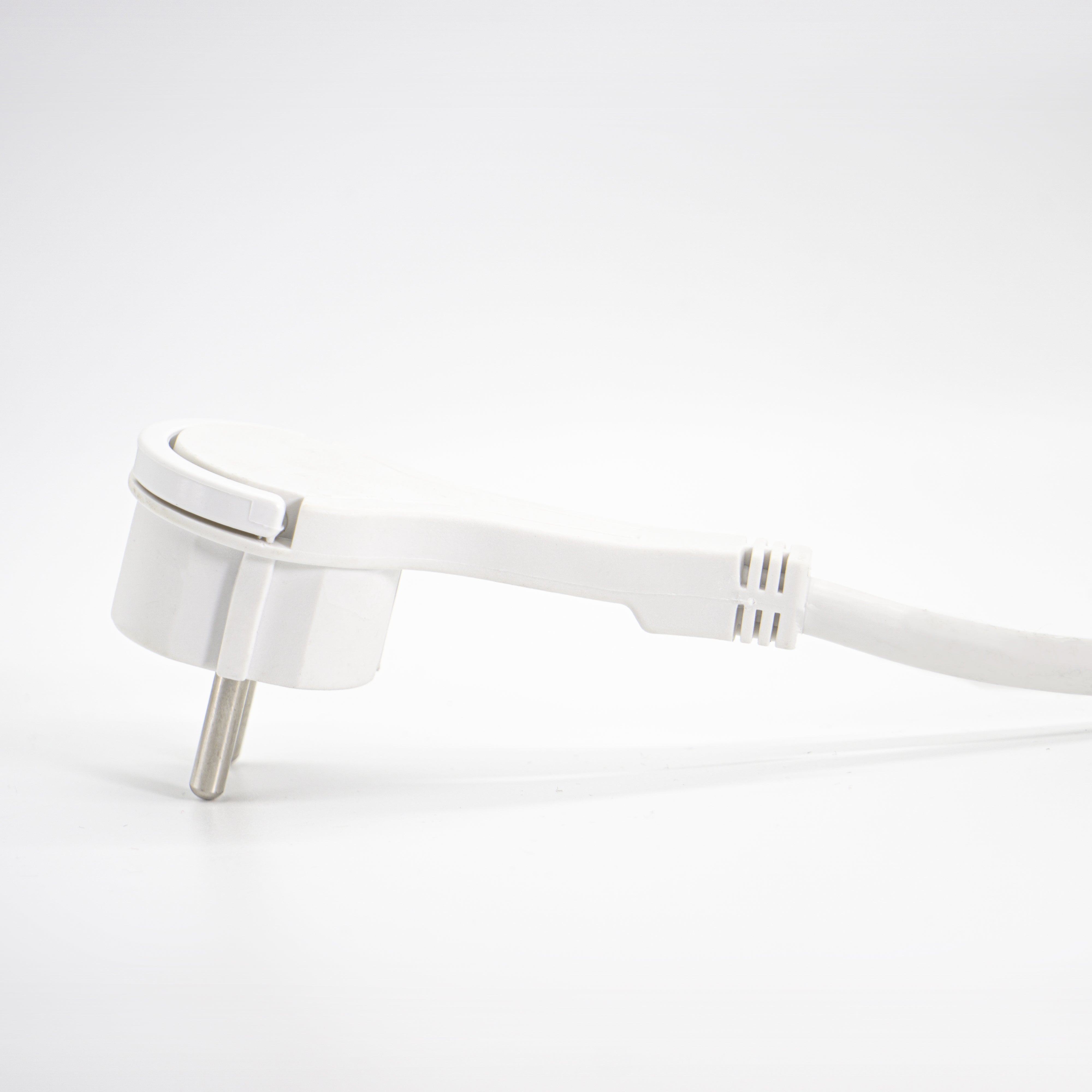 feintech-nlg00900-steckdosenw-rfel-usb-wireless-charging-3-fach image 6