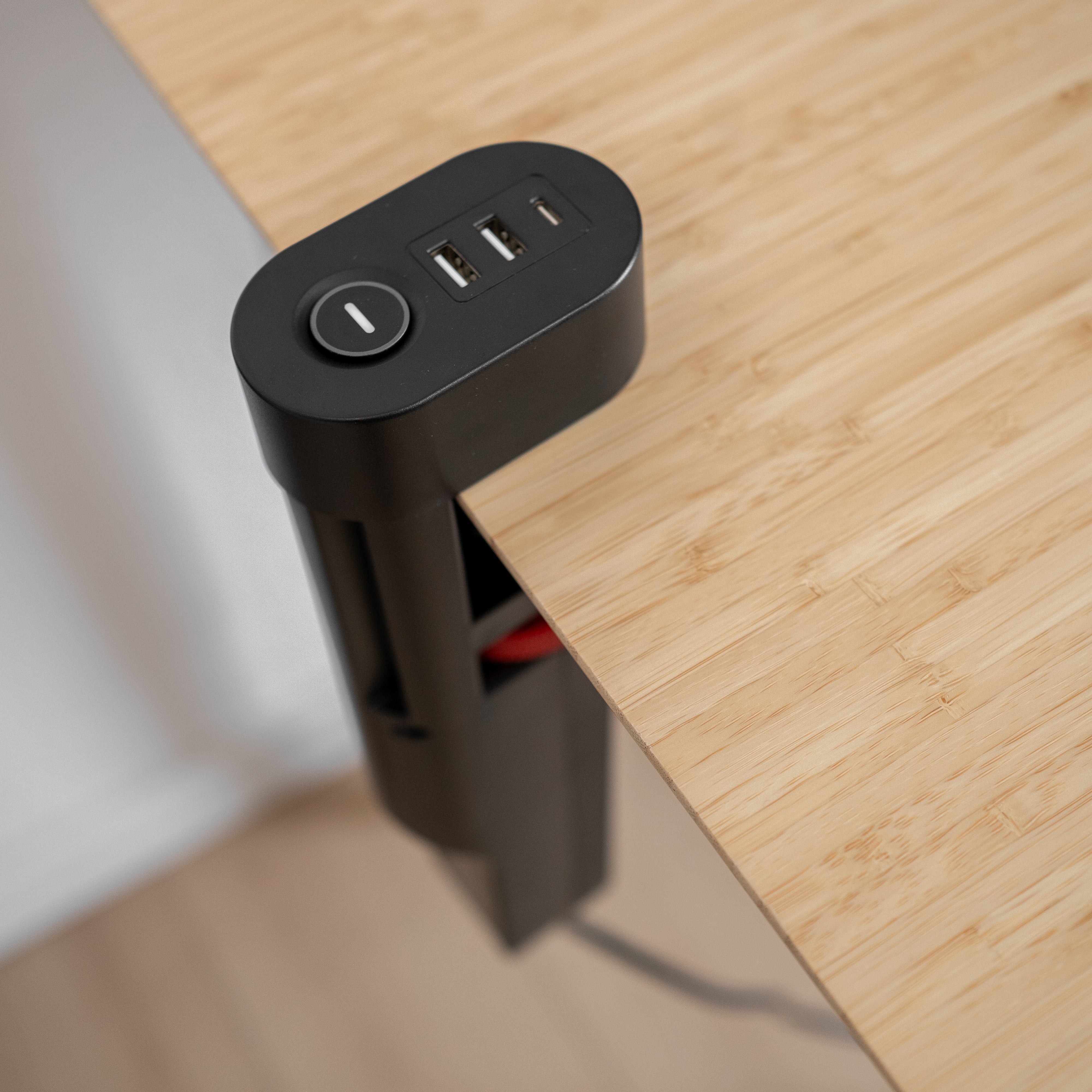 feintech-md833-steckdosenleiste-klemmbar-usb-c-3-fach-3m image 2