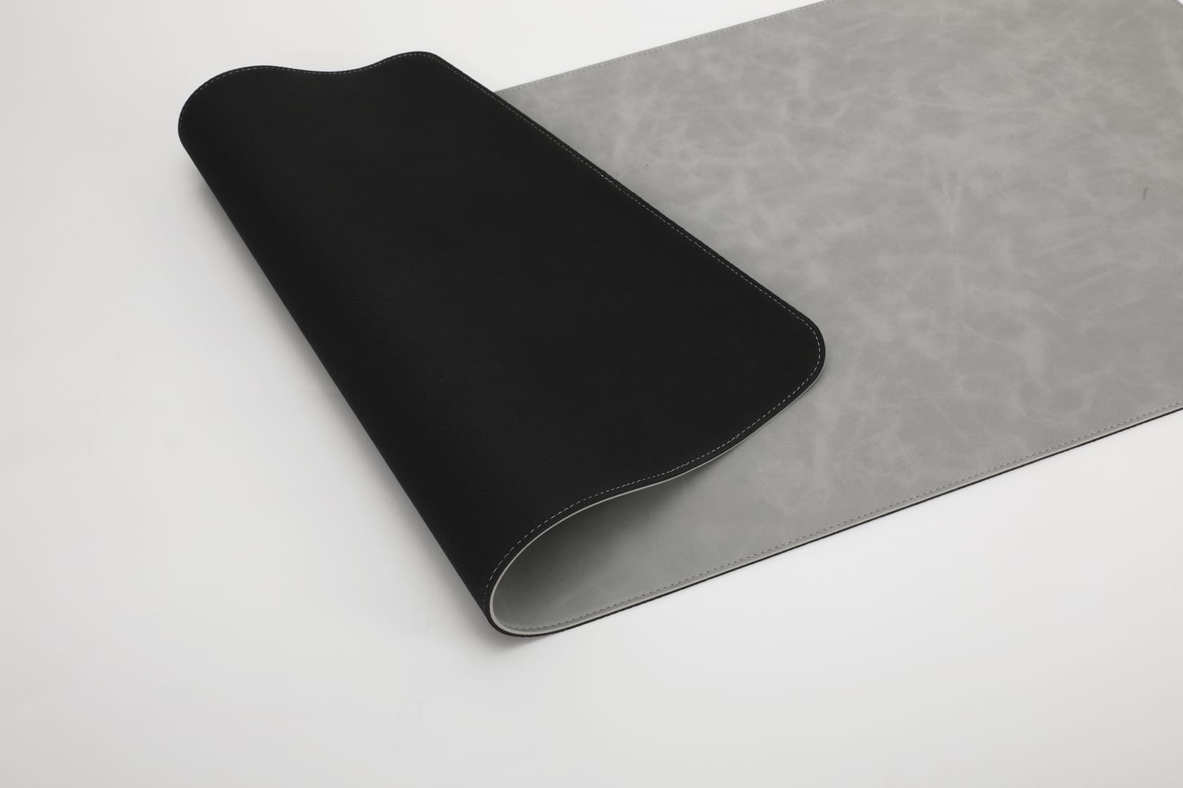 tesmart-lite-pvc-desk-mat-90x40cm-1-8mm-vintage-braun image 2